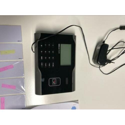 Safescan TA-810 tijdregistratie / tijdklok met 5 passen.