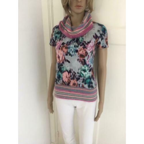 Maat 36 Caroline Biss top