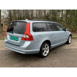 Volvo V70 2.0 Momentum Automaat| Xenon| Leer| Stoelverw.| Hi