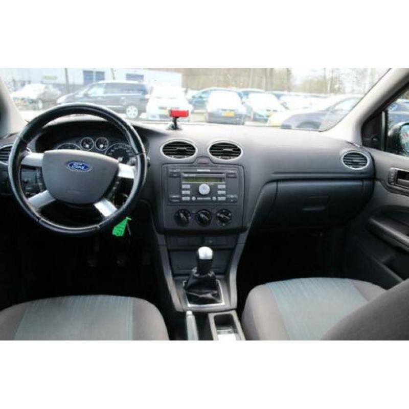 Ford Focus Wagon 1.6-16V Champion APK tot 24-02-2021 airco,