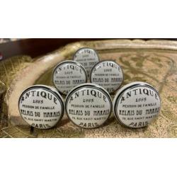 6 porcelijnen knoppen vintage