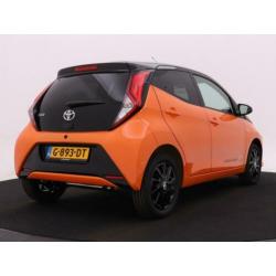 Toyota Aygo 1.0 VVT-i X-CITE 5 deurs | Zwart dak | Camera |