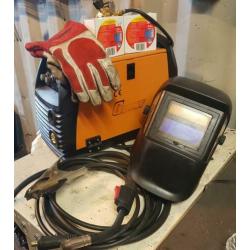 Lasapparaat 180A Mig Mag 180 co2 / flux gasloos compleet.