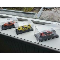 Te koop 3x 1:43 minichamps/spark