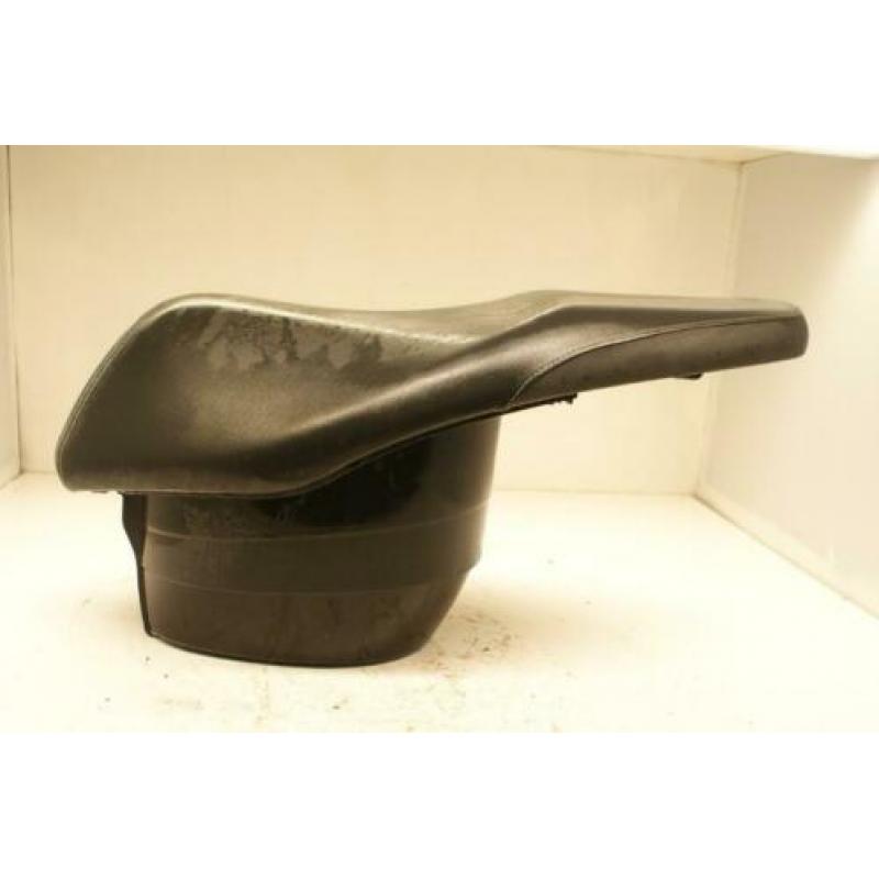 Yamaha neos zadel buddy buddyseat buddy bak helm bak