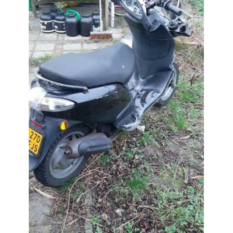 Piaggio Fly 2006 onderdelen