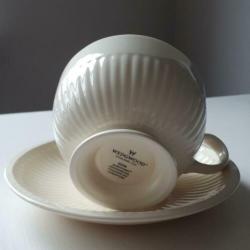 Wedgwood Edme, 9x ontbijtkop en schotel/soepkom (0,3 l)