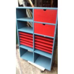 Retro roomdivider vakkenkast