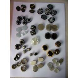 KNOPEN,,met rand,PER FOTO 3,00euro