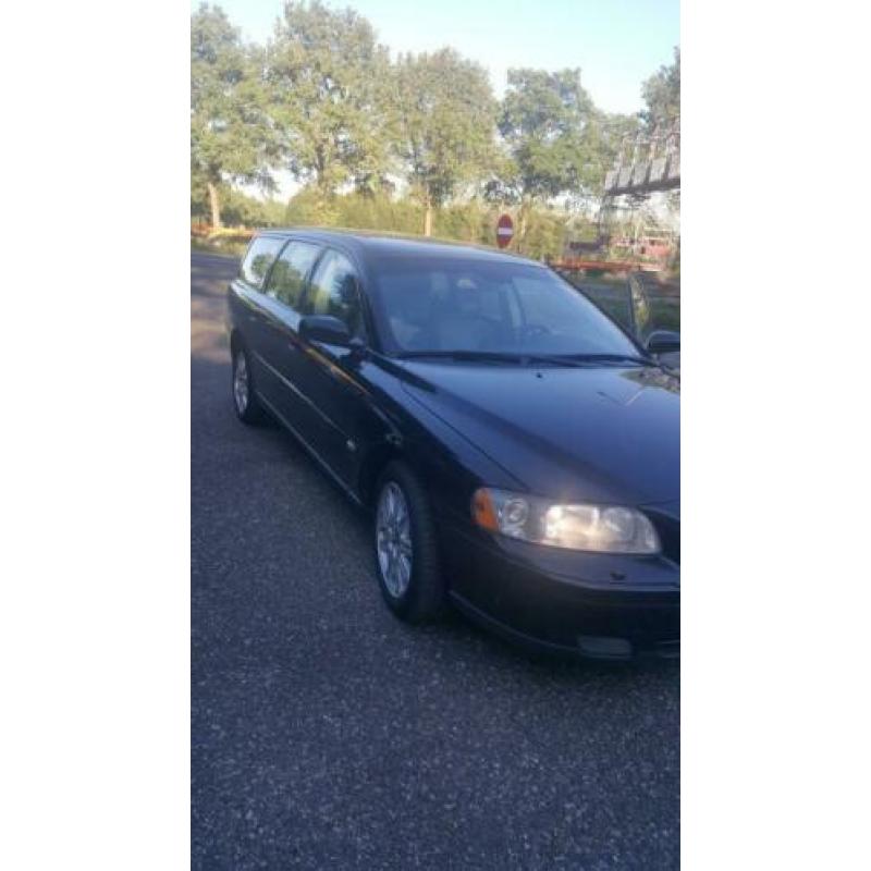 Volvo V70 2.4 D 2006 Zwart