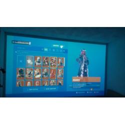 Fortnite account, OG skins, 350+ wins en Save the World.