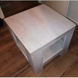 bijzettafel twee stuks