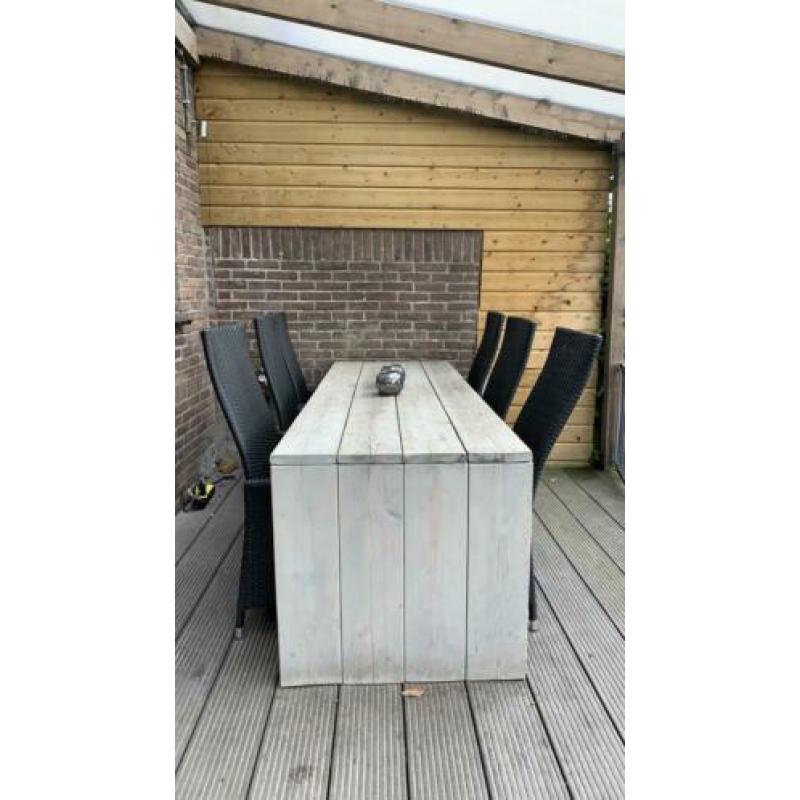 Stijgerhouten tuintafel greywash