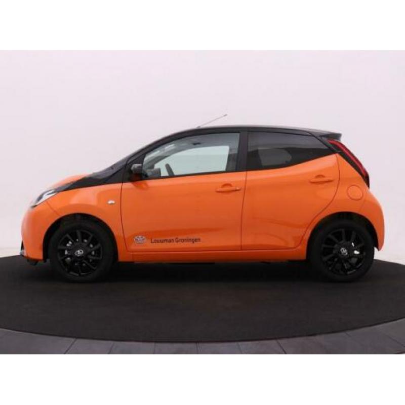 Toyota Aygo 1.0 VVT-i X-CITE 5 deurs | Zwart dak | Camera |