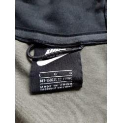 Nike tech 147/158