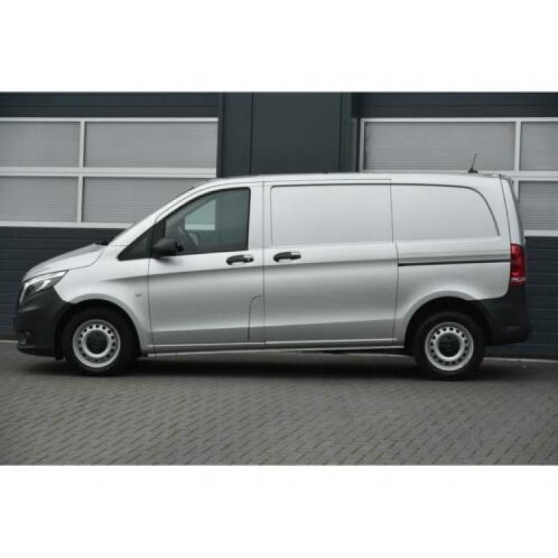 Mercedes-Benz Vito 109 CDI BlueTEC Bomvol Stoelverw Airco |