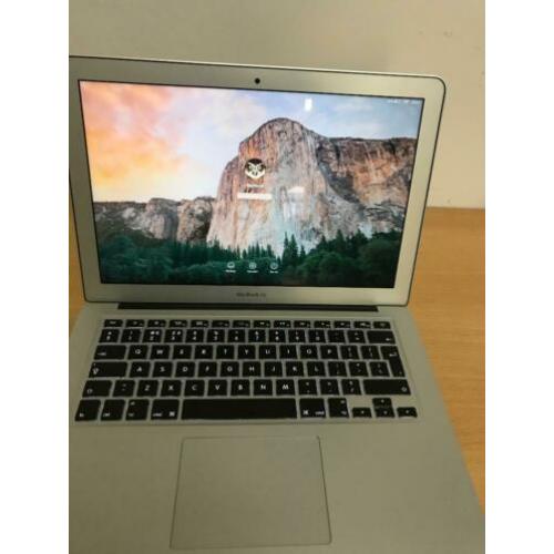 Apple Macbook Air