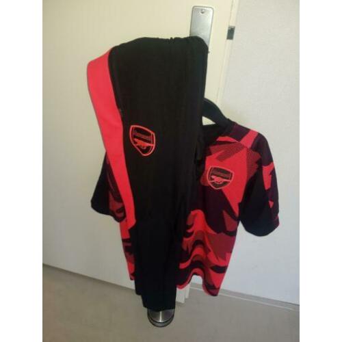 Nieuwe arsenal trainingspak. incl verzenden