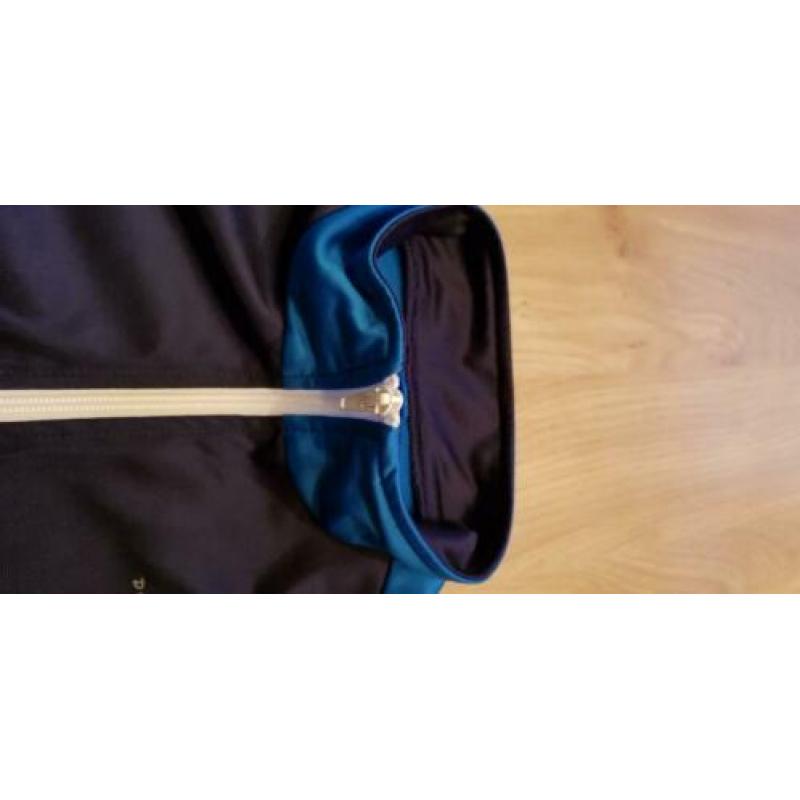 2 leuke training jasjes