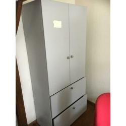 kantoormeubilair te koop!