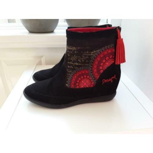 Desigual laarsjes maat 40 nieuw