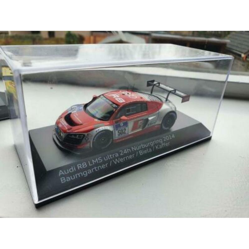 Te koop 3x 1:43 minichamps/spark