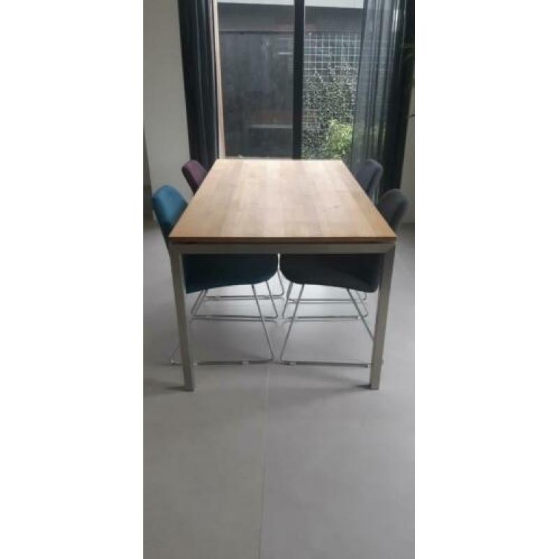 Eikenblad met rvs onderstel eettafel 160x90