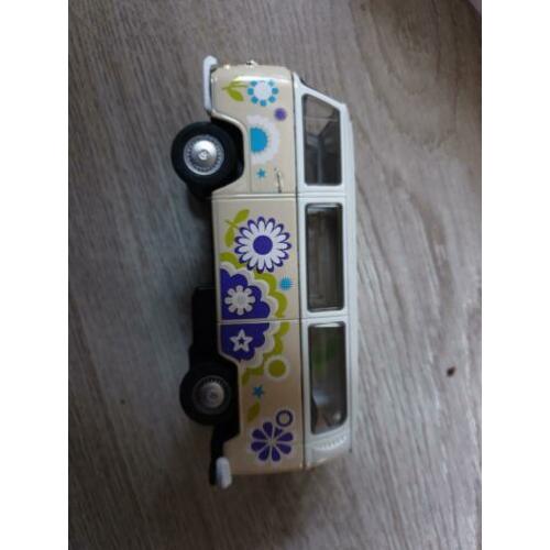 creme wit welly volkswagen vw t2 flower power bloem
