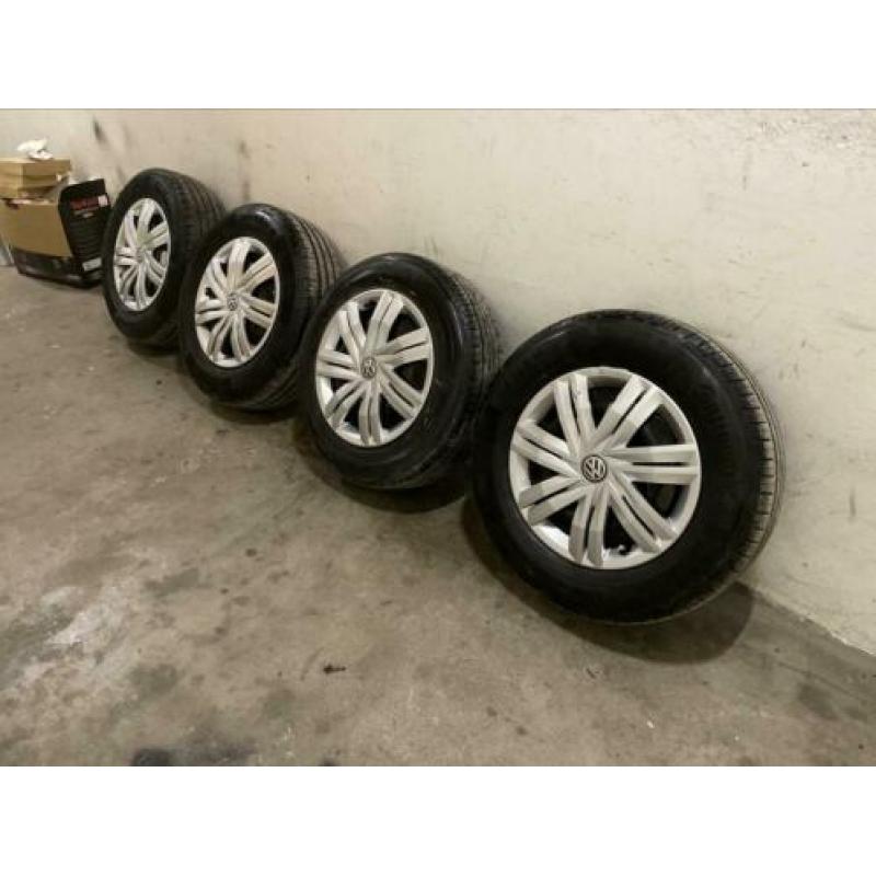 Polo 2G velgenset wieldoppen stalen velgen 2018 2019