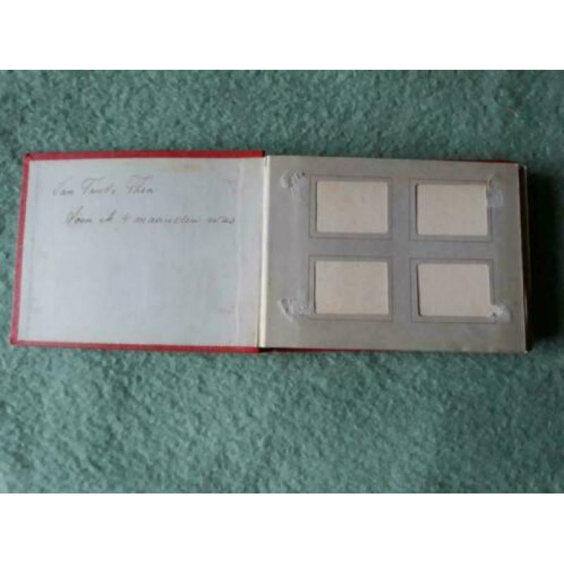 zwartjes album ( leeg) voor 96 fotootjes
