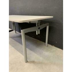 2x Vitra slinger verstelbaar bureau / 180x80cm