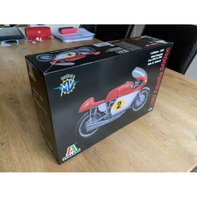 MV Agusta 500CC, nieuw, Italeri 4630