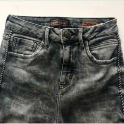 Jeans Seven Sisters maat 23 valt als 176