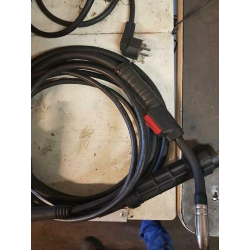 Lasapparaat 180A Mig Mag 180 co2 / flux gasloos compleet.
