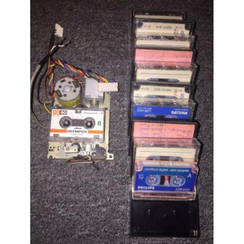 Antwoord-apparaat cassette loopwerk en 11 micro cassettes