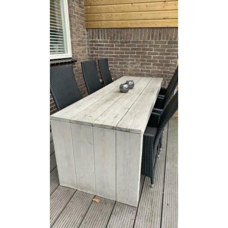 Stijgerhouten tuintafel greywash