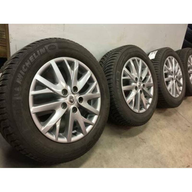 Renault Megane Originele 16” Eptius Velgen + Winterbanden