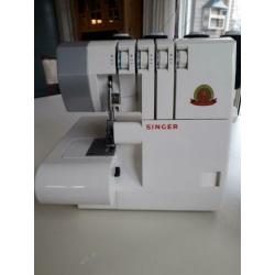 Overlock machine Singer 14SH754
