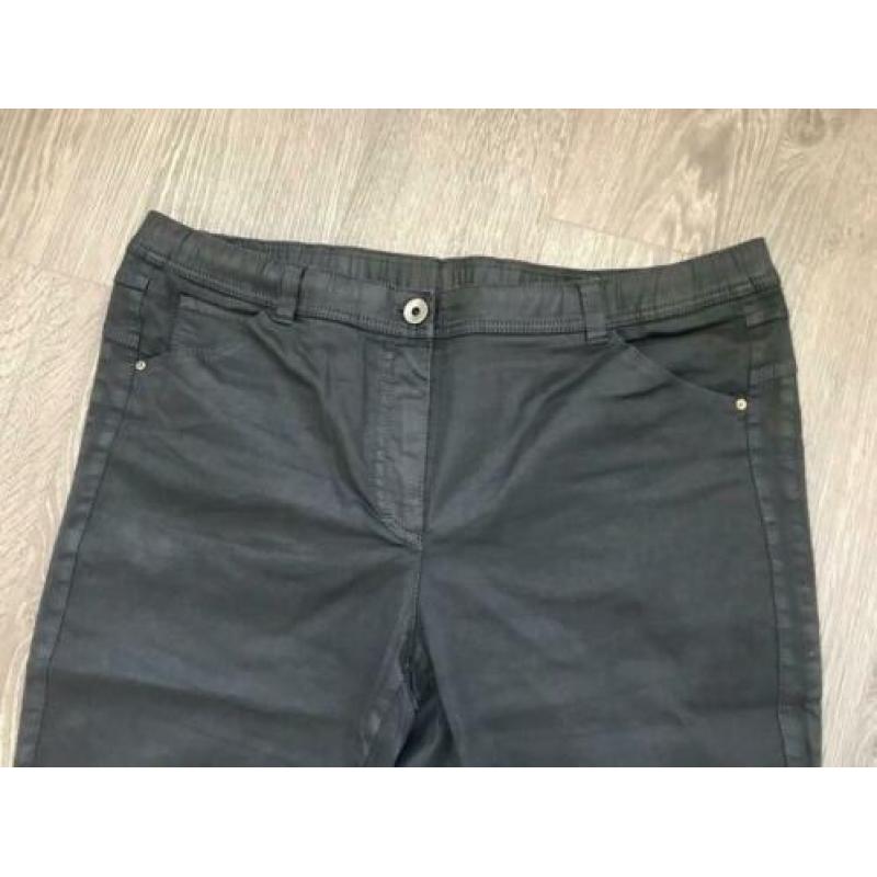 Dames broek zwart leatherlook, grote maat, Samoon Mt 48