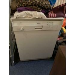 Nieuw Bosch vaatwasser br:23,5 L:33,5