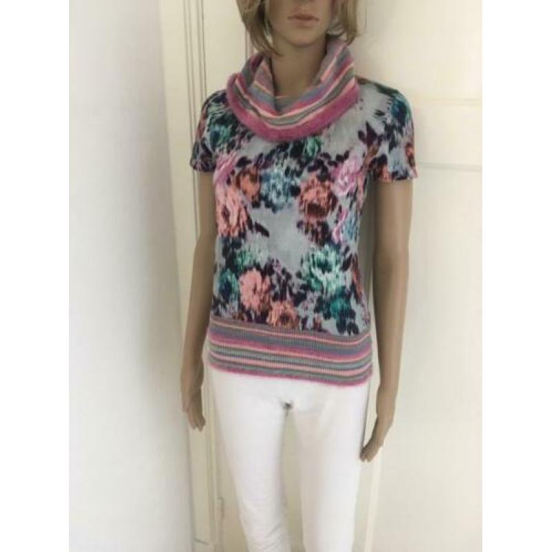 Maat 36 Caroline Biss top