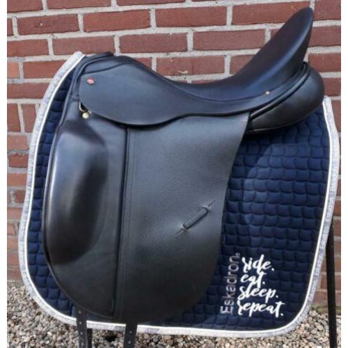 Nieuw Albion zadel 18 inch m-w boom (5x meegereden)