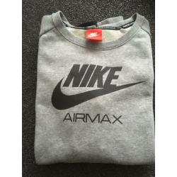 Nike tech fleece, airmax XL boys. 13/15 jaar. 158/170