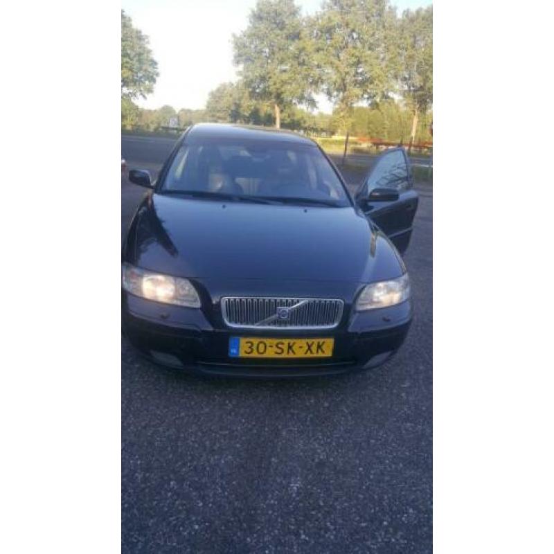 Volvo V70 2.4 D 2006 Zwart