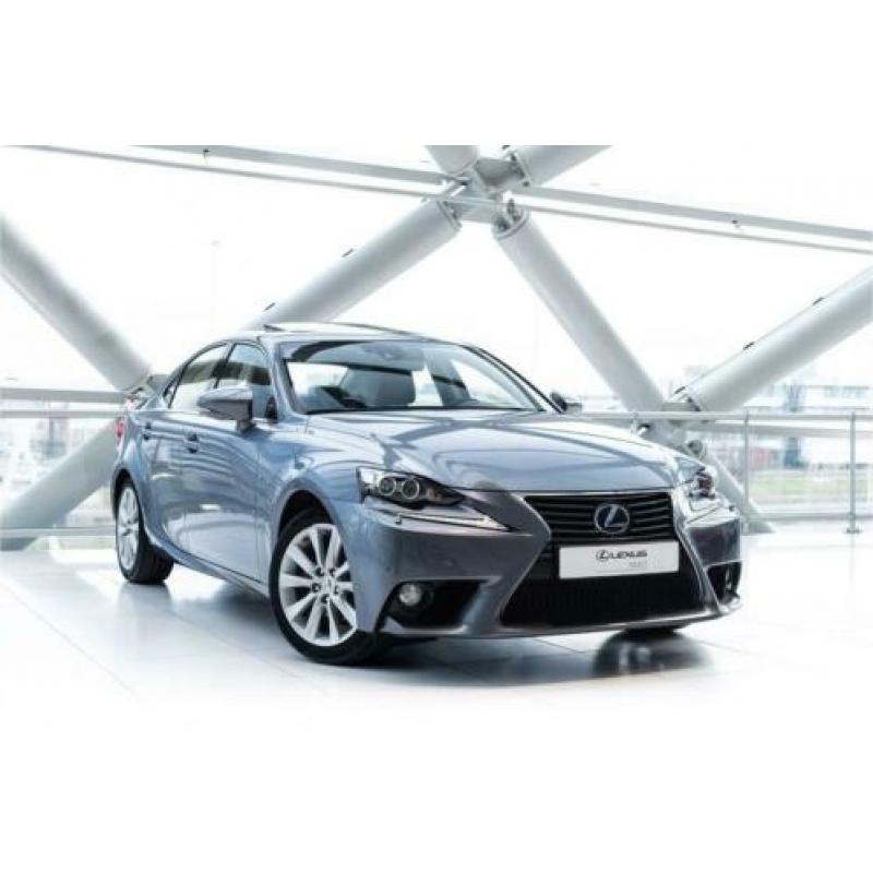 Lexus IS 300h Luxury Line (bj 2014, automaat)