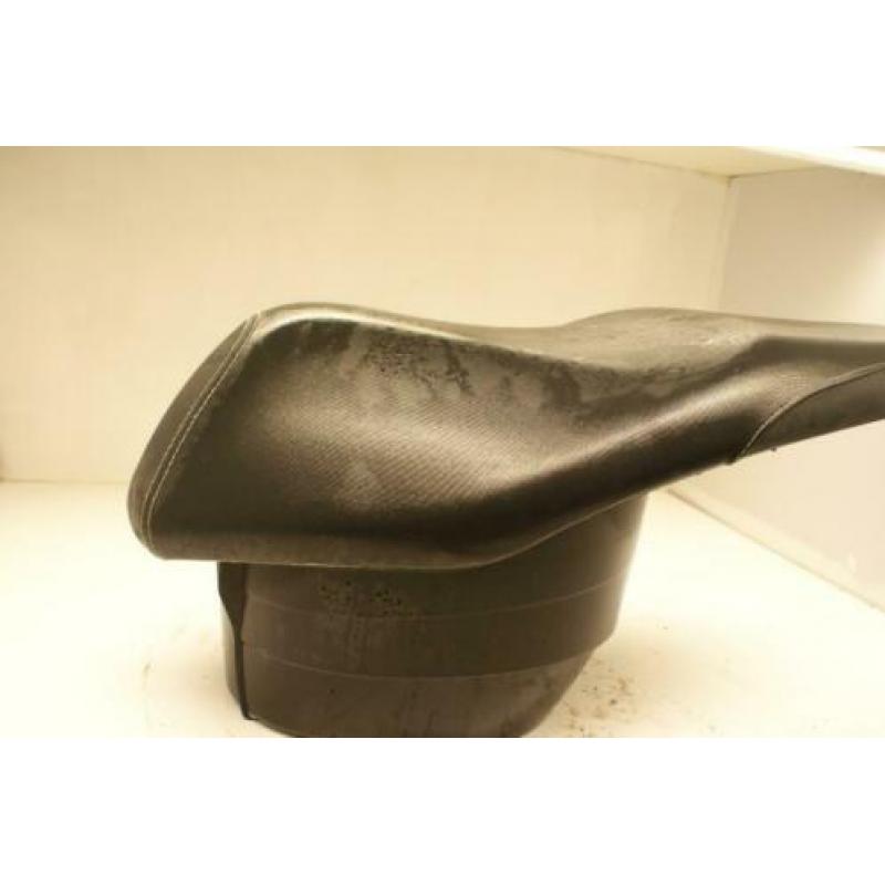 Yamaha neos zadel buddy buddyseat buddy bak helm bak