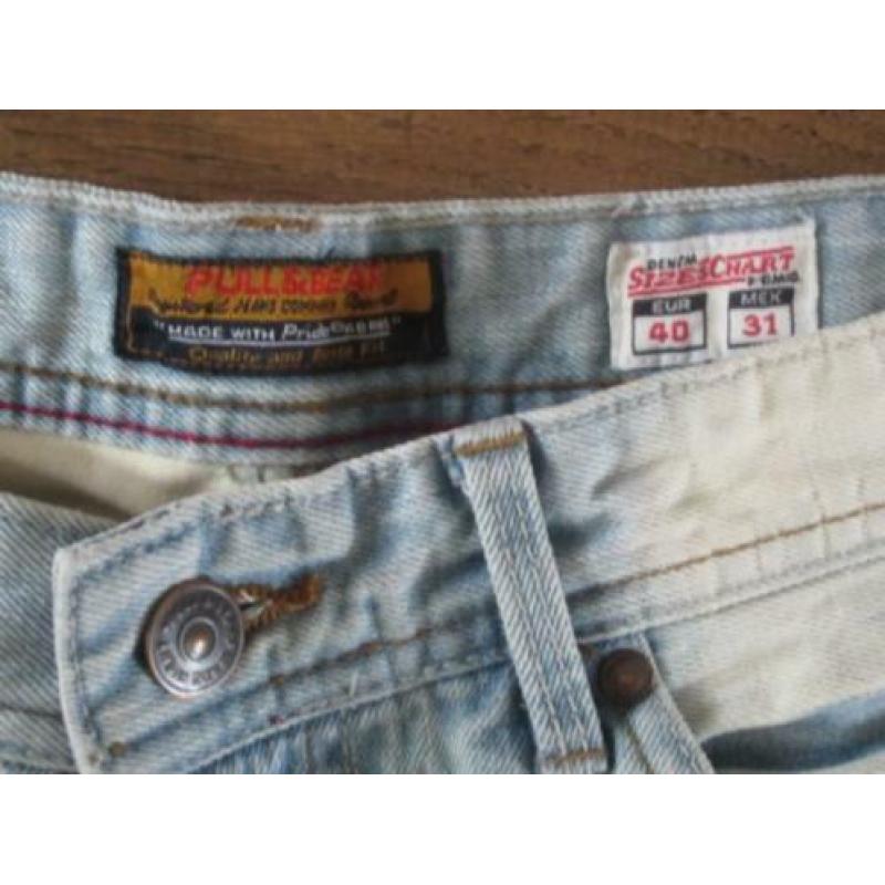 D115: Nieuw Korte spijker broek Pull&Bear Maat M Short, sh