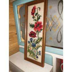 Vintage brocant bloemenborduur in lijst