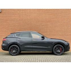 Maserati Levante 3.0 V6 S AWD GranLusso | Luchtvering | Adap