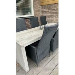 Stijgerhouten tuintafel greywash